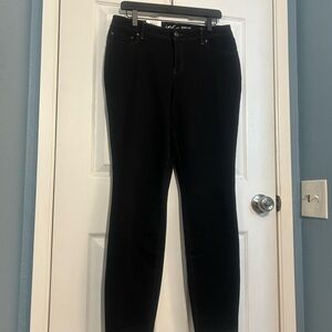 NWT INC International Concepts Black Skinny Leg Pants